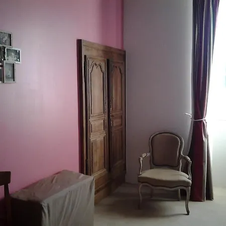 فندق مبيت وإفطار - Ferme De Beauvais