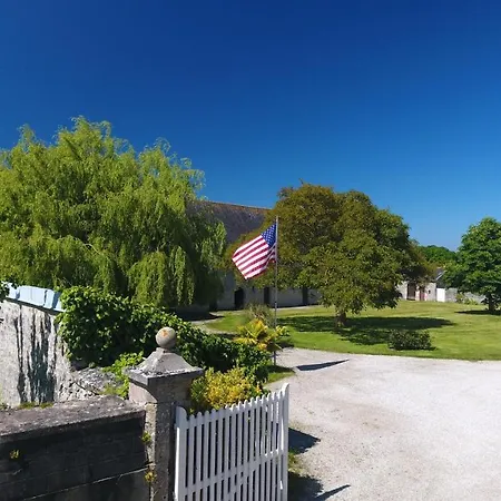 - Ferme De Beauvais Bed & Breakfast Sainte-Mère-Église