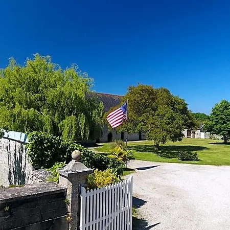 فندق مبيت وإفطار - Ferme De Beauvais 4*